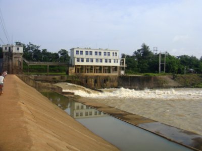 Longtang Dam - west bank generator building - 01