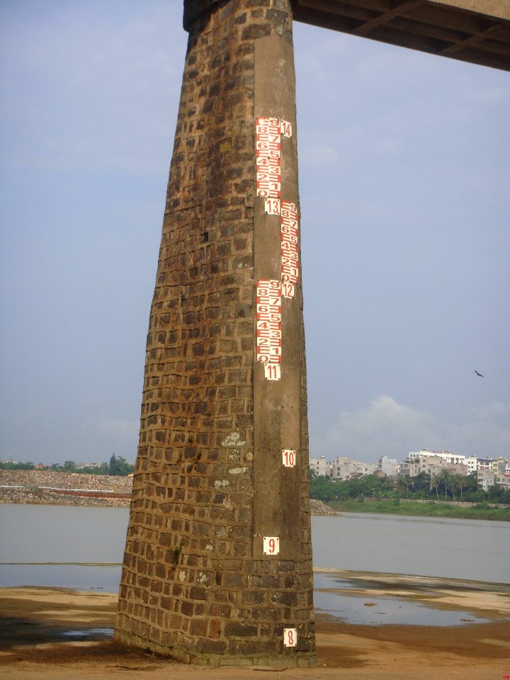 Longtang Dam level marker - 02