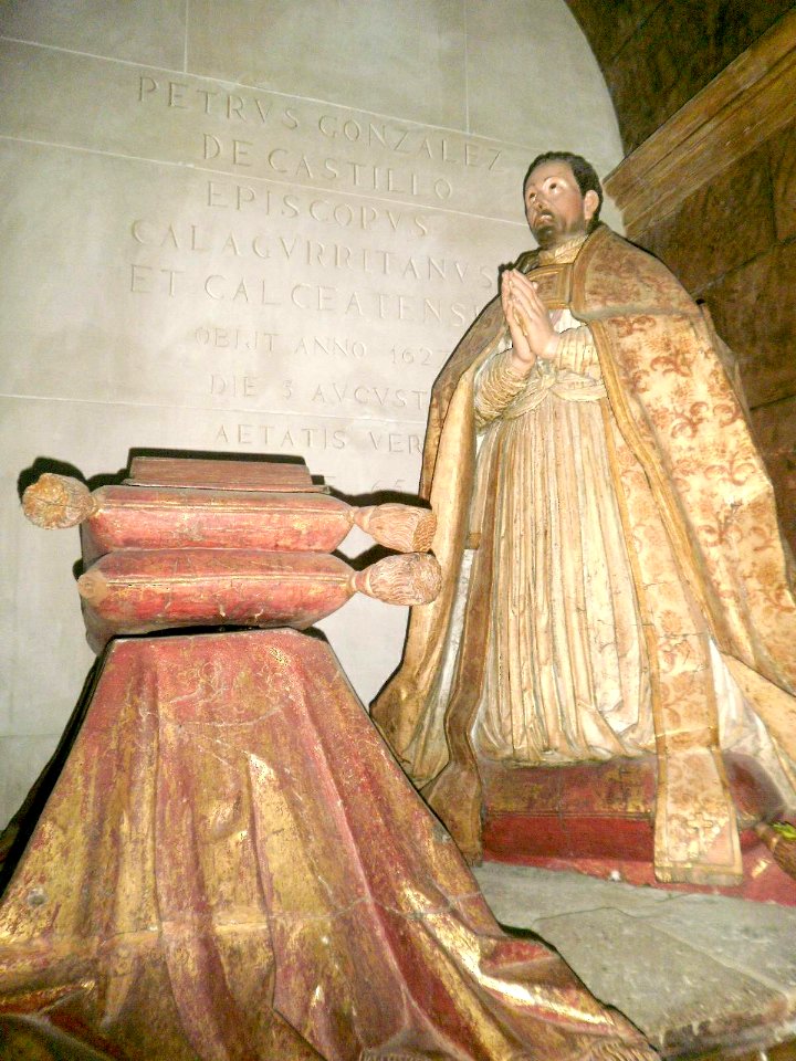 Logroño - Catedral de Santa María de la Redonda, interior 02