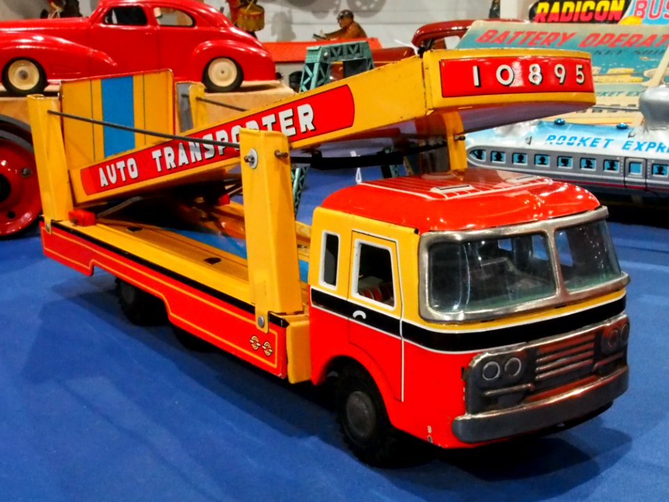 Litho tin toy Auto transporter 10895 pic1