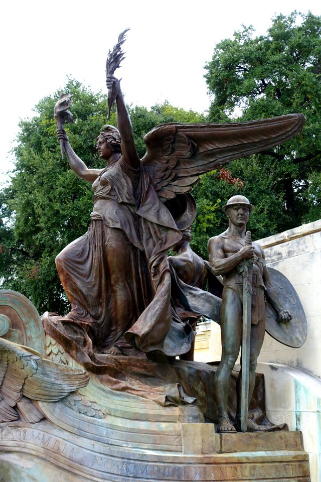 Littlefield Fountain - Austin, Texas - DSC08642