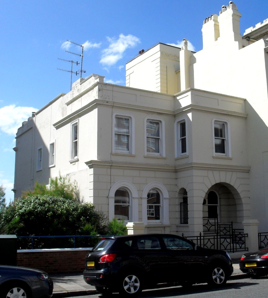 Little Courtenay, Kingsway, Hove (IoE Code 365563)