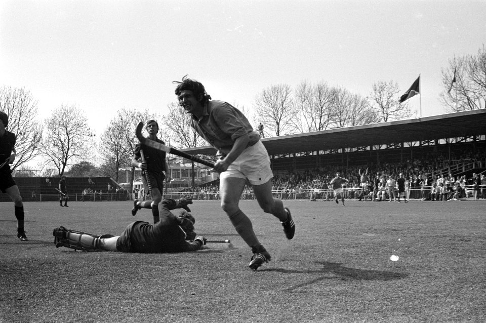 Litjens scoort, Bestanddeelnr 925-5847