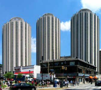 Litchfield Towers, Oakland (Pittsburgh), 2015-06-22, 01