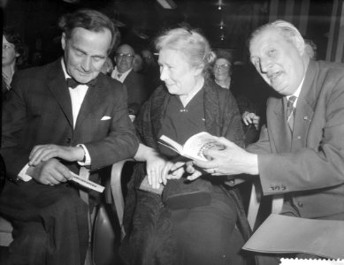 Literaire avond Bijenkorf Den Haag, Bestanddeelnr 911-1983