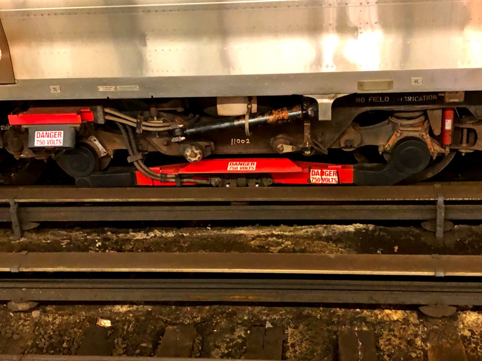 LIRR M7 car current collector shoe