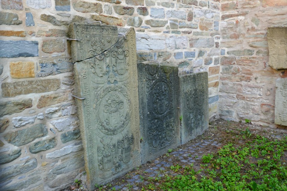 Lippstadt - Kleine Marienkirche - Grabplatten - 2