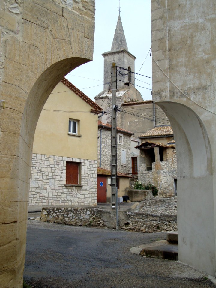 Lirac (Gard, Fr) église, 2