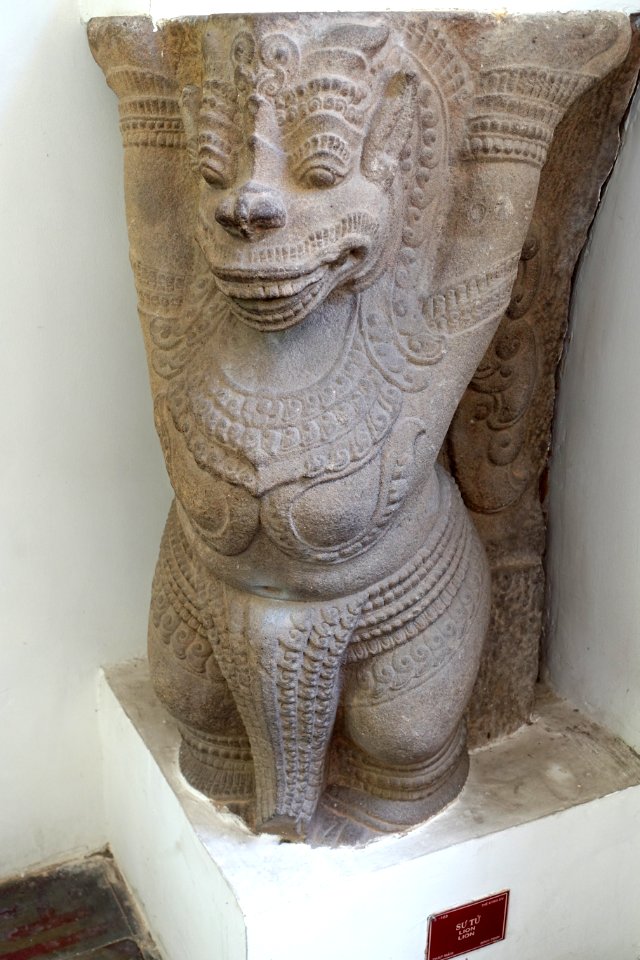 Lion, Thap Mam, 13th-14th century, Binh Dinh - Museum of Cham Sculpture - Danang, Vietnam - DSC01412