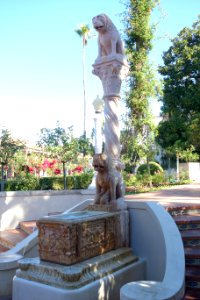 Lion fountain - Hearst Castle - DSC06393