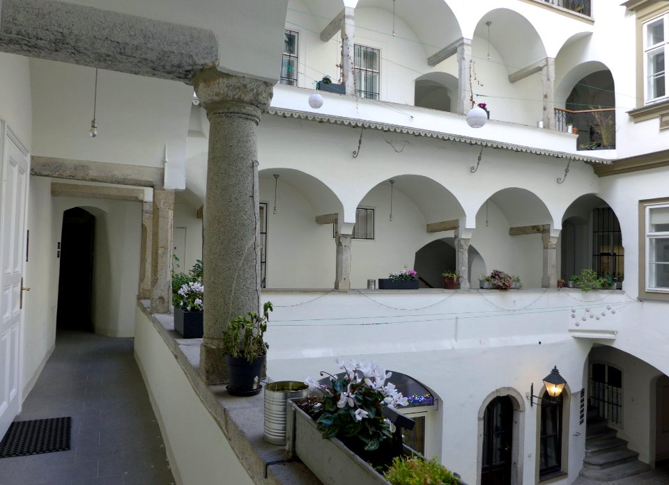 Linz-Oberoesterreich-Windhagerhaus-Hofarkaden-2020