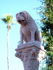 Lion fountain - Hearst Castle - DSC06394