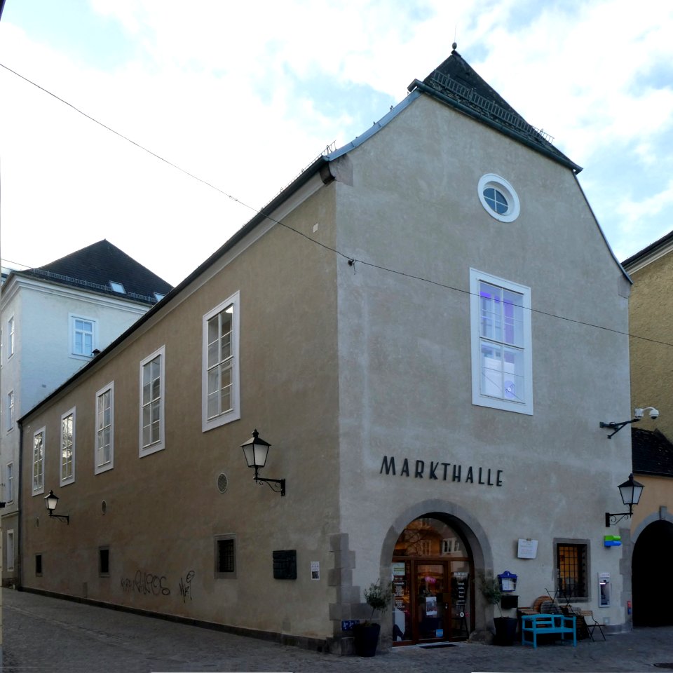 Linz, Markthalle v O, 6