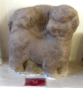Lion, Tra Kieu, 7th-8th century, Quang Nam - Museum of Cham Sculpture - Danang, Vietnam - DSC01616