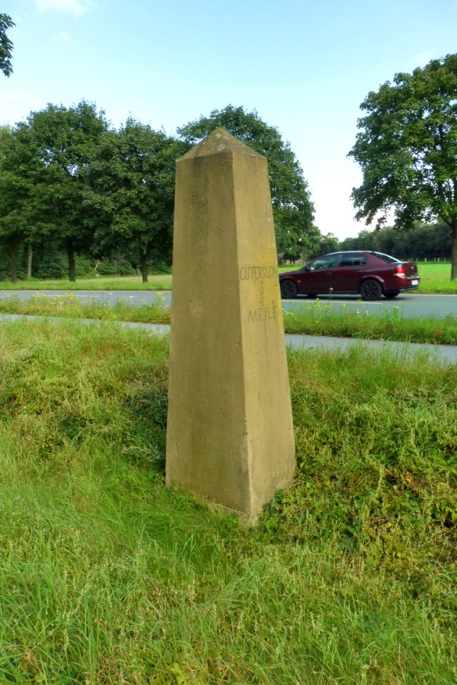 Lintel - Meilenstein Bielefelder Straße - 4