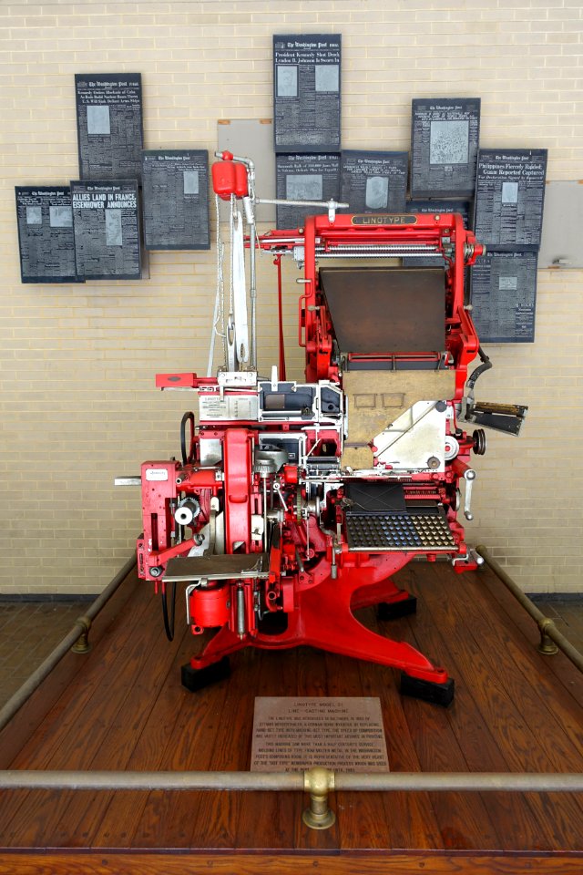 Linotype machine at the Washington Post - DSC05521