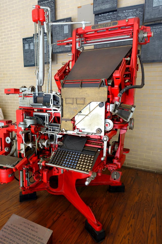 Linotype machine at the Washington Post - DSC05526