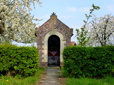 Linne (Maasgouw) wegkapel bij Linnermolen