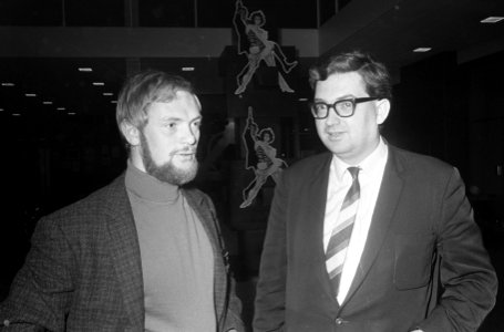 Links Jan Nagel van Nieuw Links, rechts Johannes Gruyters formatie D 66, Bestanddeelnr 919-6526