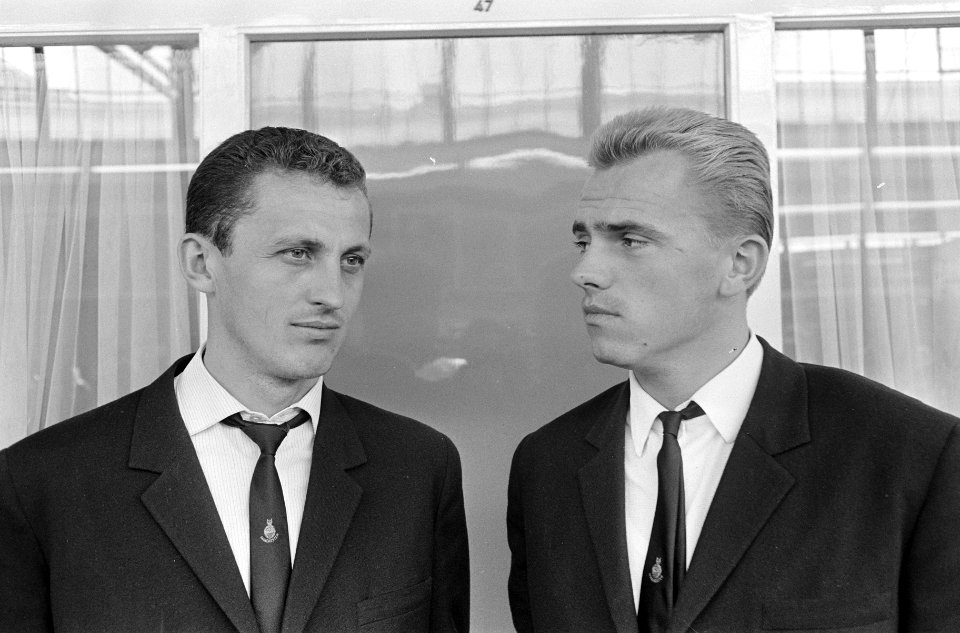 Links Albert en rechts Mazoly, Bestanddeelnr 919-5306