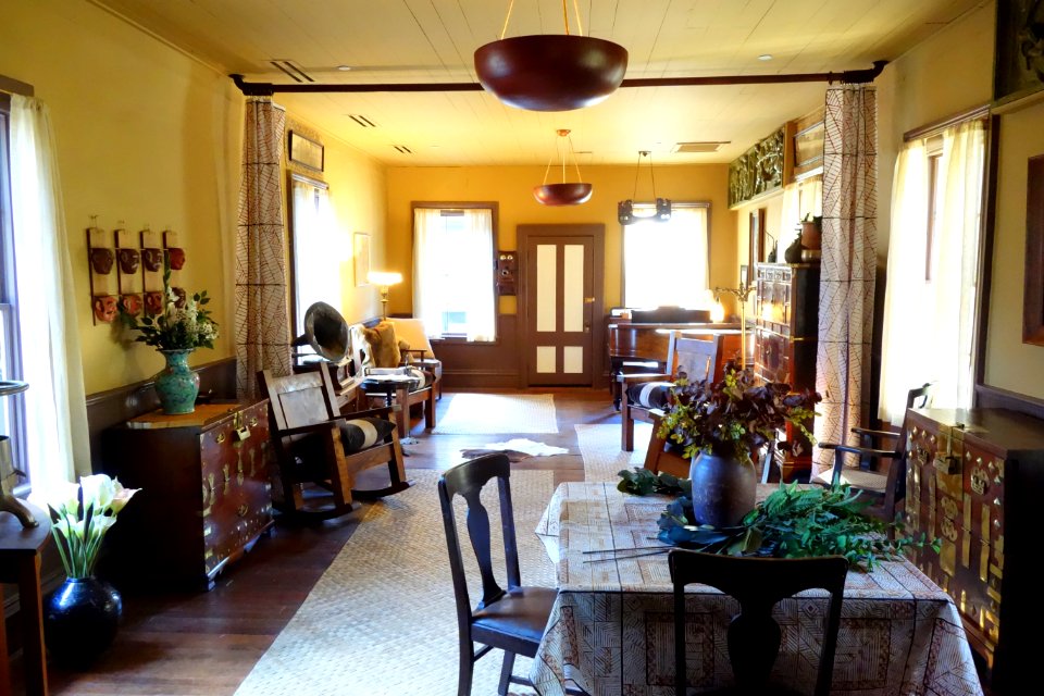Living area - Jack London's Cottage - DSC03927