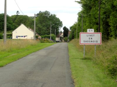 Livet-en-Saosnois (Sarthe) entrée