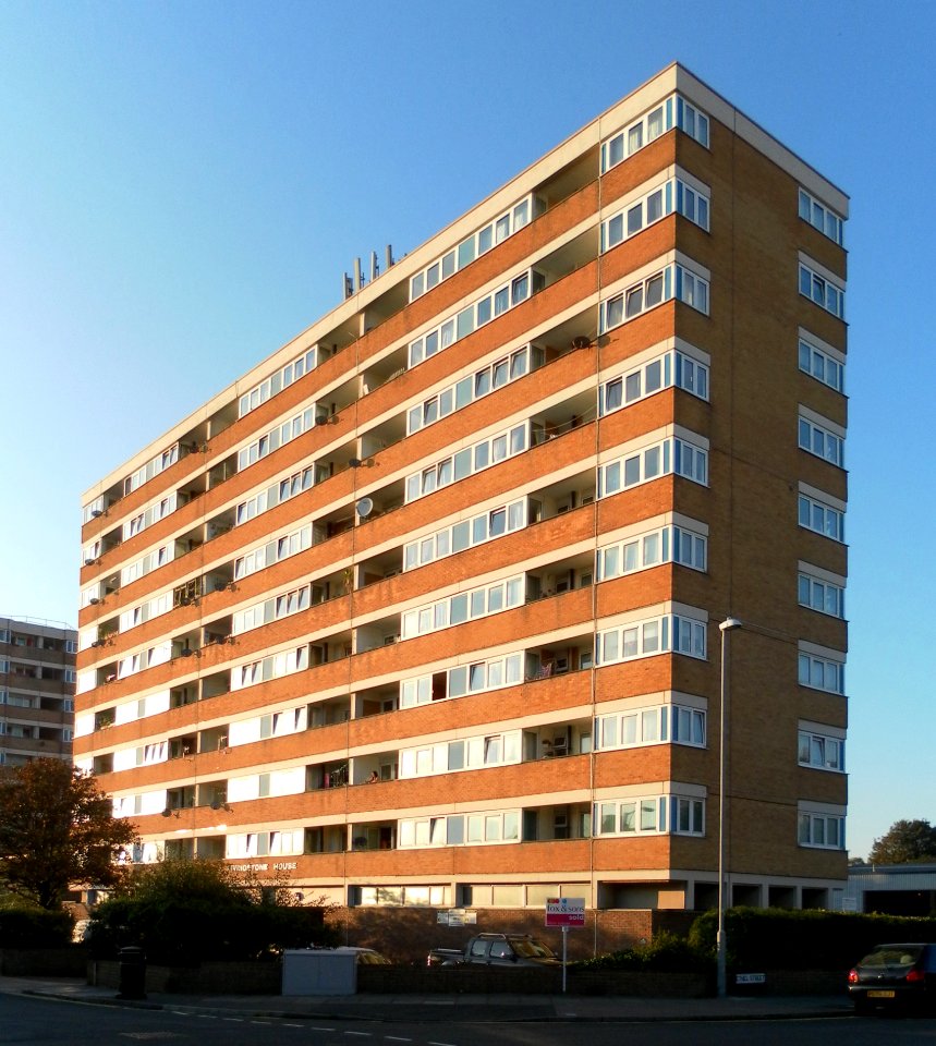 Livingstone House, Clarendon Road, Hove (September 2011) (2)