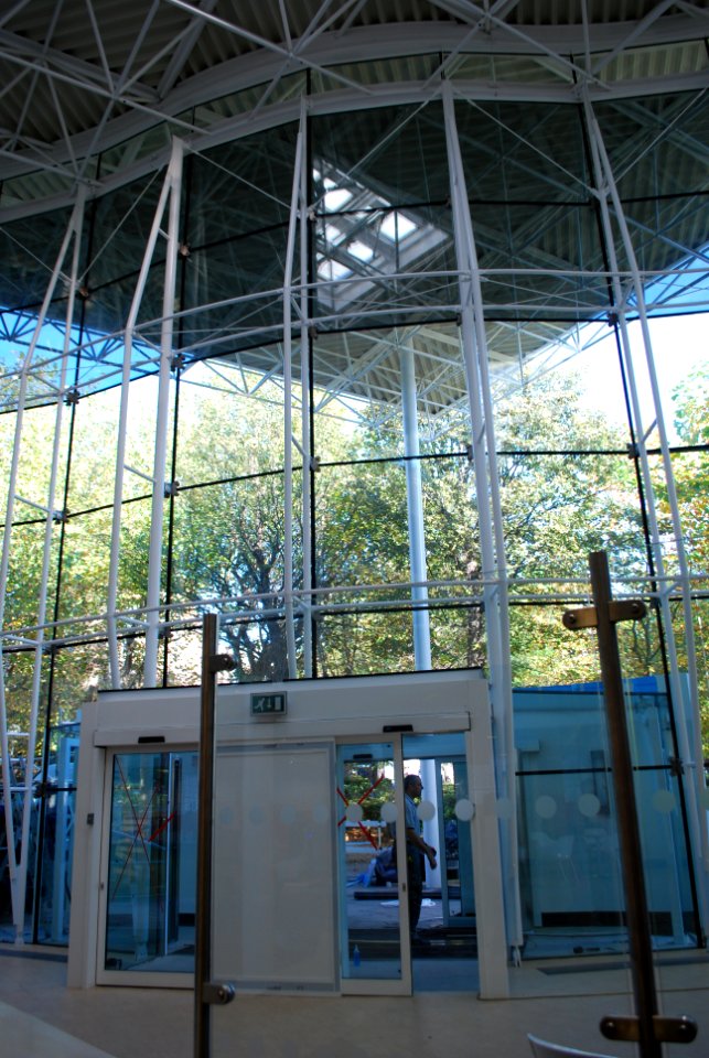 Liverpool John Moores University Aldham Roberts Library 6