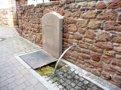 Lochbrunnen