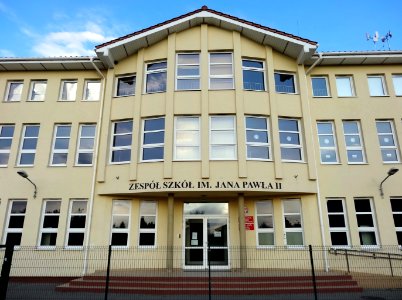 Lochowo zespol szkol im JPII 4 07-2014