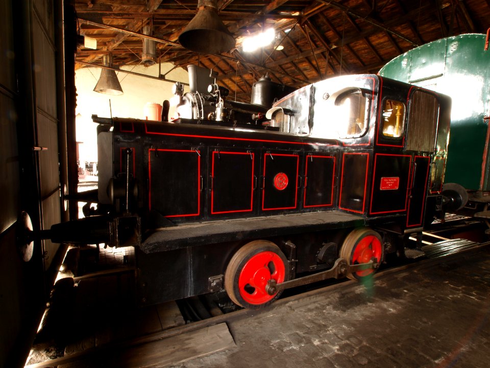 Loc at Zeleznicní museum pic08