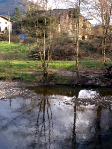 Llodio, río Nervión a su paso por Anuntzibai 2