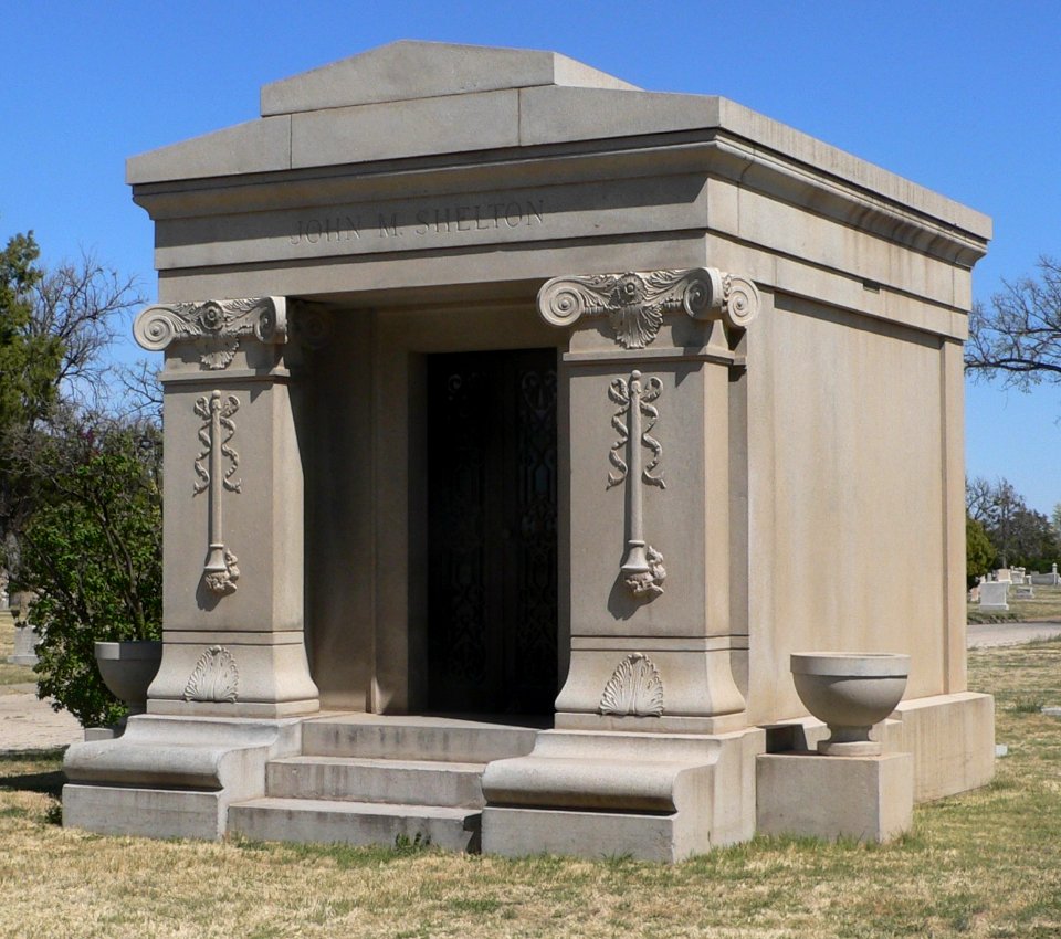 Llano Cemetery, Amarillo, Texas, Shelton mausoleum