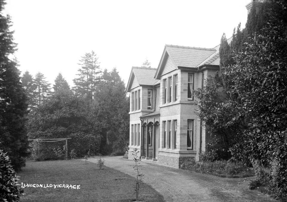 Llangunllo vicarage (1293752)