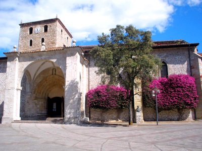 Llanes - Basílica de Santa María del Concejo 09