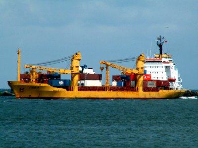 Lisboa IMO unknown portside Port of Rotterdam 06-Aug-2005