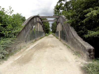 Lisle-en-Rigault (Meuse) pont ancien chemin de fer