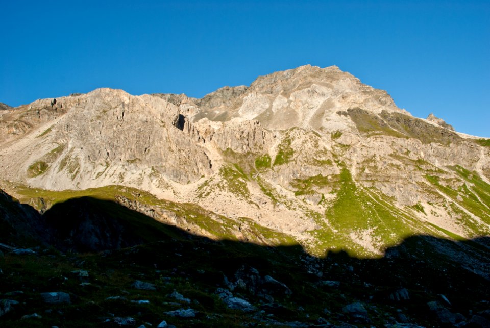 Lizumer Sonnenspitze from E