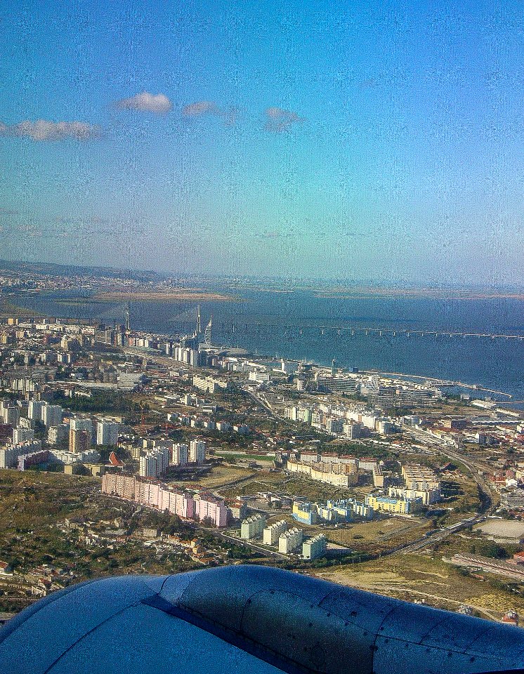 Lisbon from a plane 2007-07-18-03