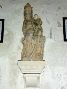 Livet-en-Saosnois (Sarthe) église, statue Vierge et Enfant