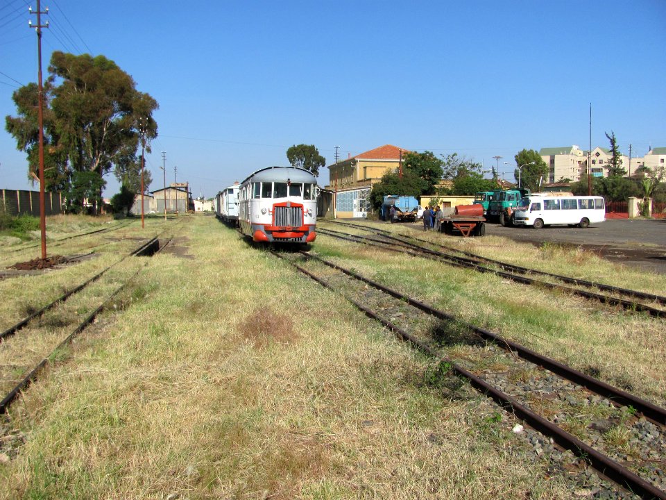 Littorina in Asmara station