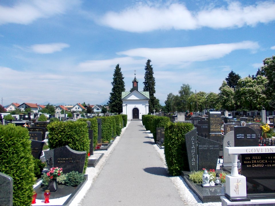 Ljubljana - Polje Cemetery 03