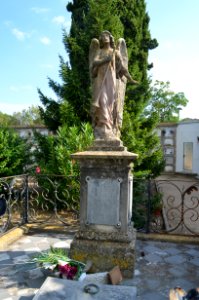 Llagostera, Cementiri Municipal, Grave (1)