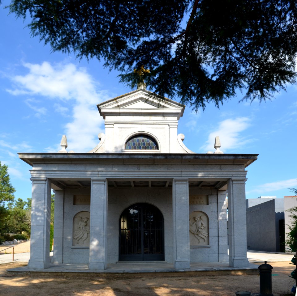 Llagostera, Cementiri Municipal, Funeral home