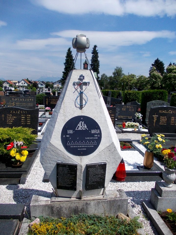Ljubljana - Polje Cemetery 01