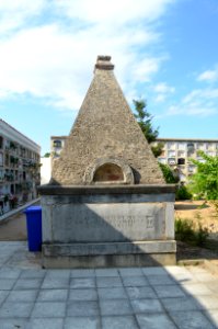 Llagostera, Tomba de Josep Tarrè
