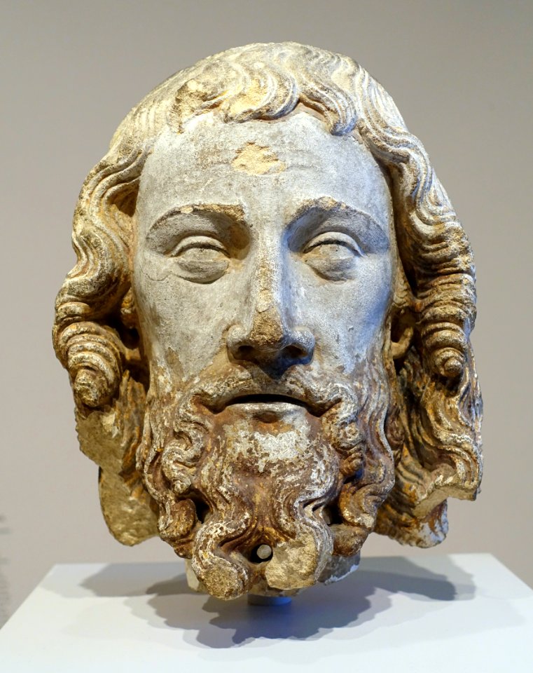 Male Head, attributed to Guillaume de Nourriche, France, c. 1319-1324, limestone - Fogg Art Museum, Harvard University - DSC01004