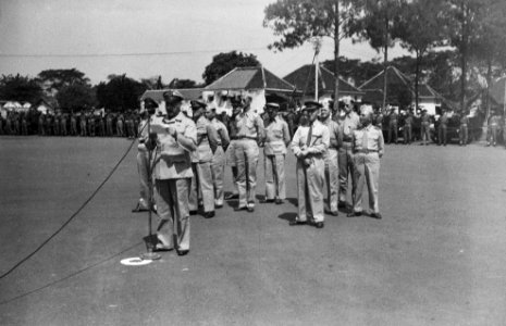 Malang Te Malang droeg de Commandant. X-Brigade Kolonel G. Dijkstra zijn comman, Bestanddeelnr 13468
