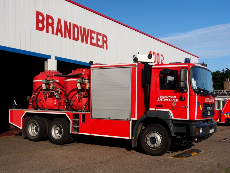 MAN fire engine, Brandweer Antwerpen, Unit 57 pic2