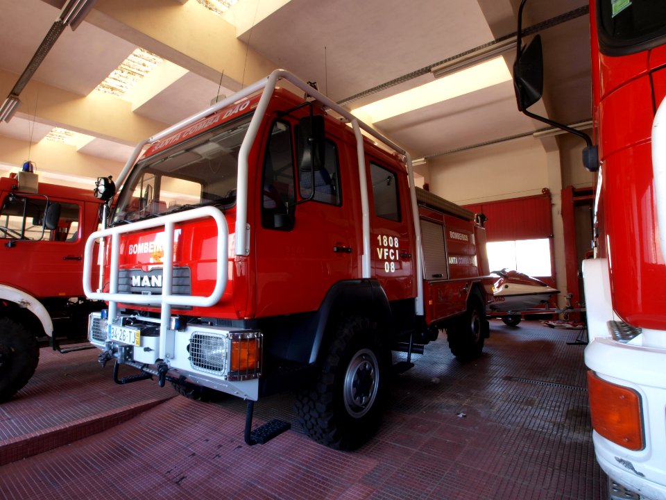 MAN fire engine of the fire department of Bombeiros Santa Comba Dao, Portugal pic2